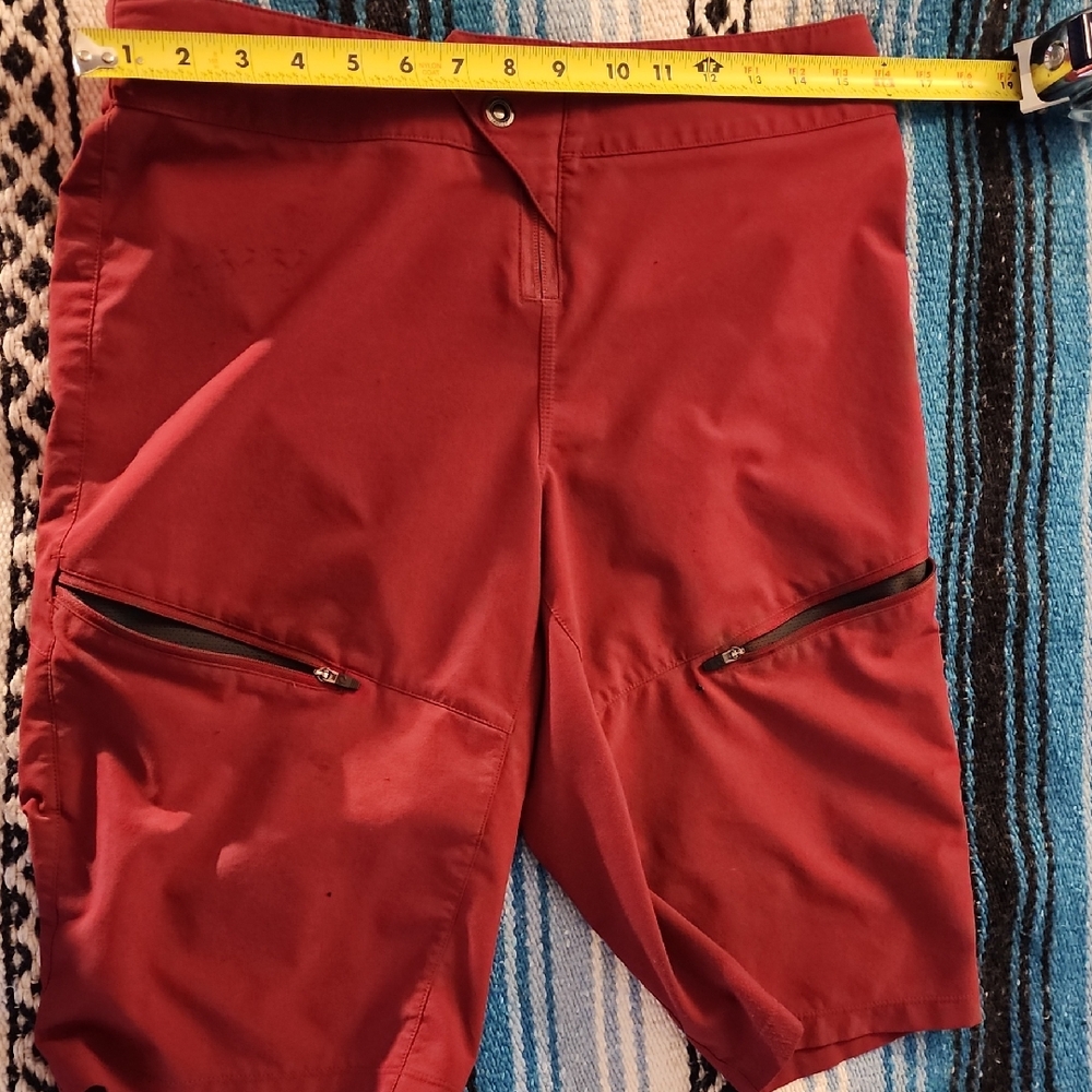 Pearl Izumi Red Mountain Bike Shorts